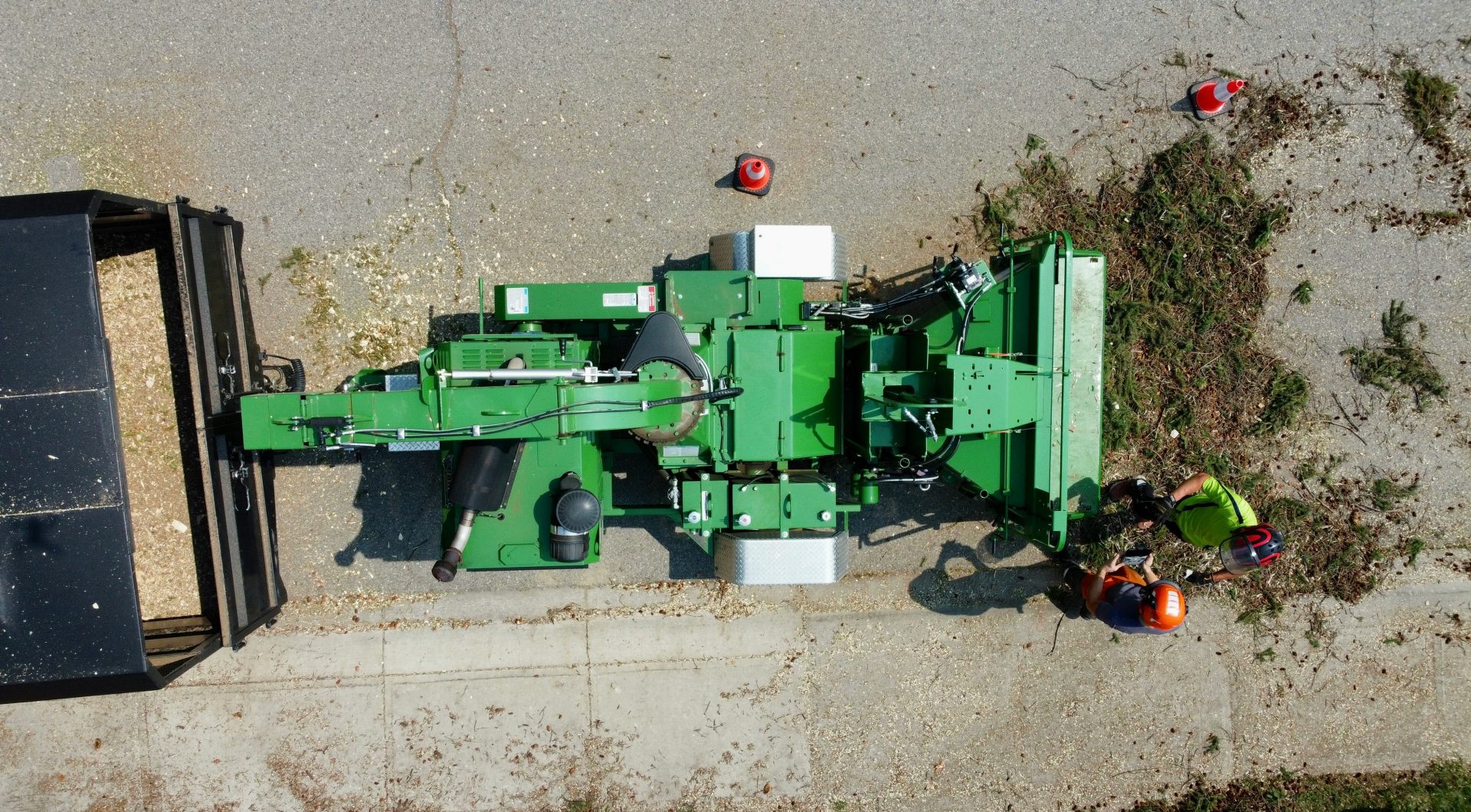 wood chipper photo by daniel miksh