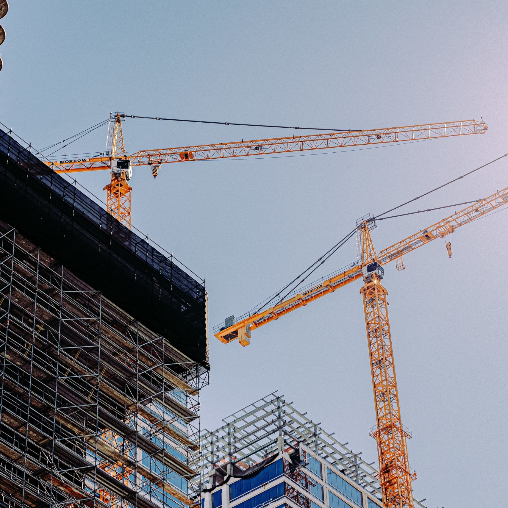 Construction crane Photo by Ralph (Ravi) Kayden on Unsplash